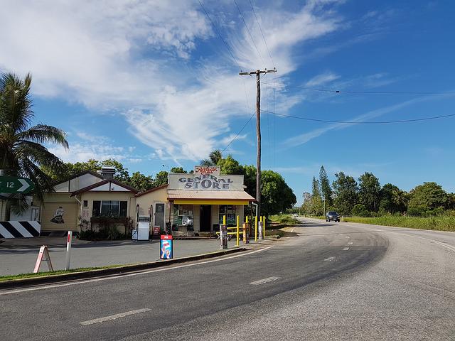 picture of general store building