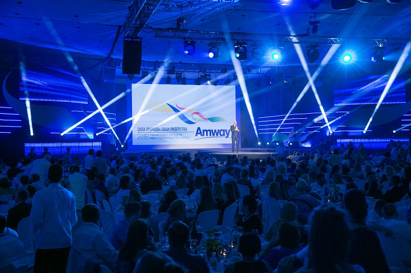 picture of amway live event